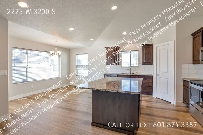 Building Photo - 2223 W 3200 S
