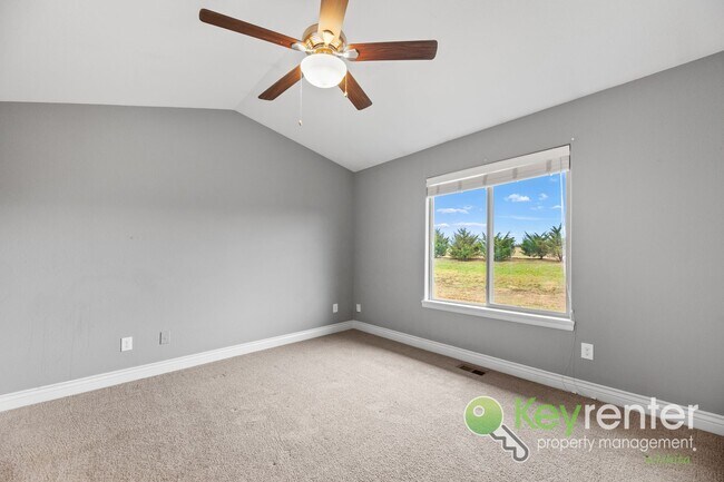 Building Photo - 2315-2317 E Coolwater St Duplex