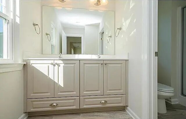 Building Photo - 710 Red Cedar Ct