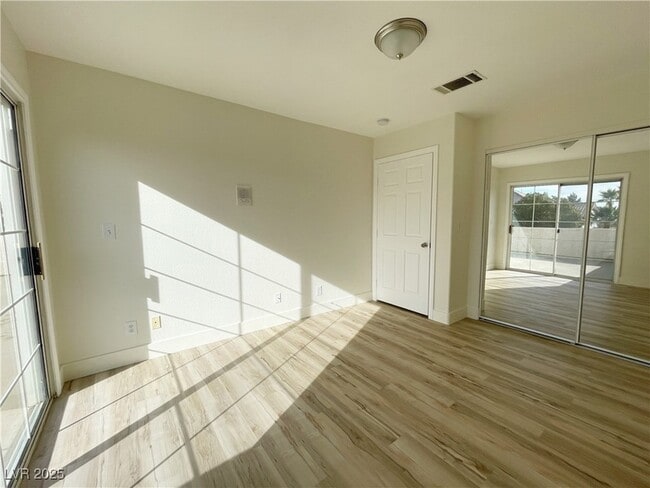 Building Photo - 7732 Crenshaw Way