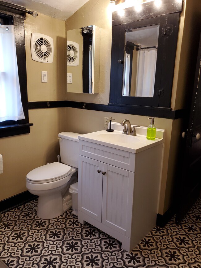 Bathroom - 1509 W 12th Ave