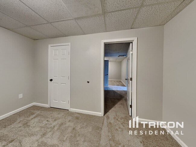 Building Photo - 534 Hart Rd