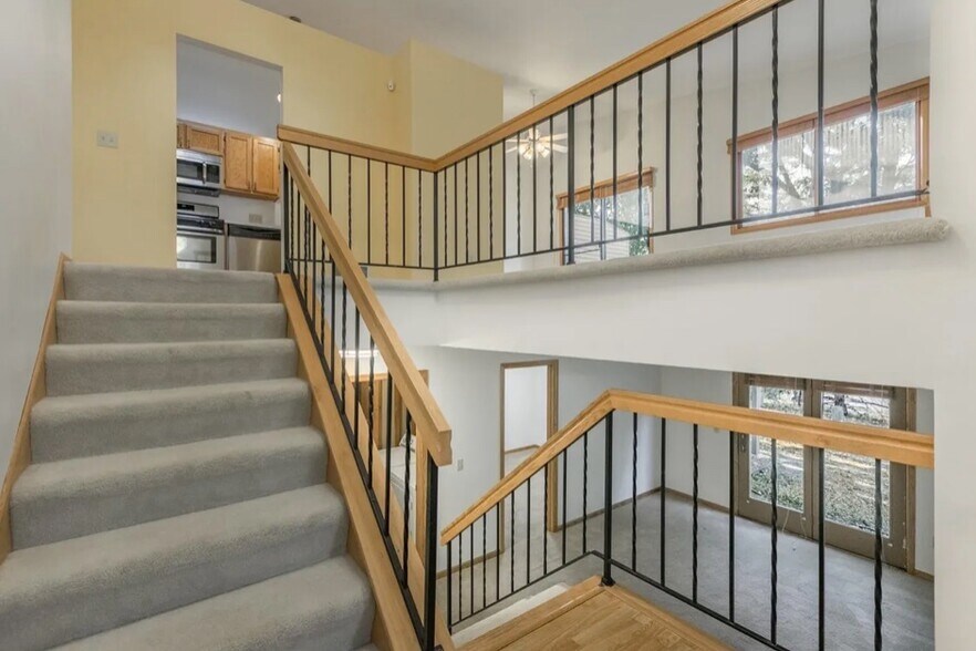 Building Photo - 4301 Clemson Cir