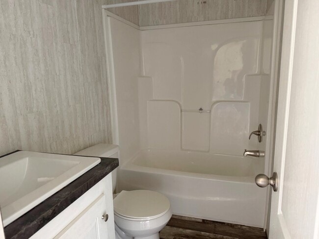 Building Photo - 1006 Ashley Way