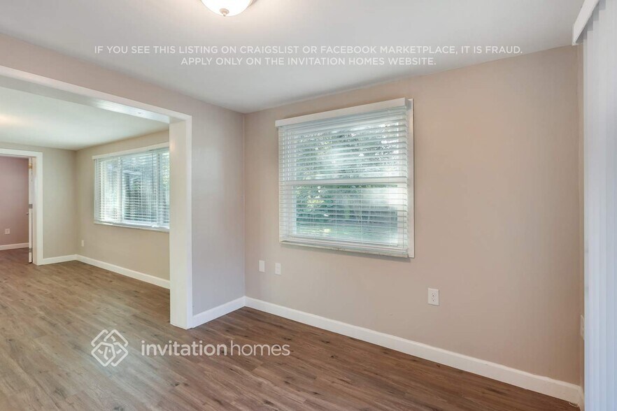 Building Photo - 15723 Sea Pines Dr