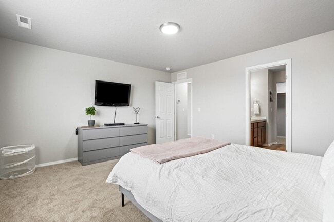 Building Photo - 3bd/2Ba Beautiful Home in Caldwell