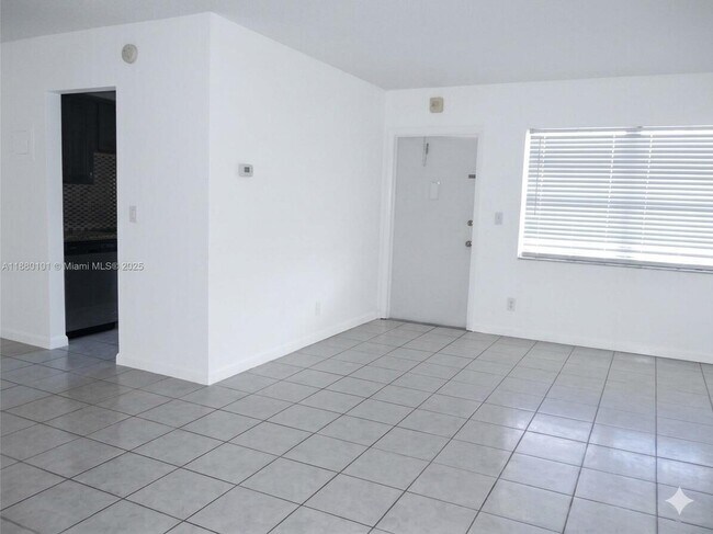 Building Photo - 1450 Atlantic Shores Blvd