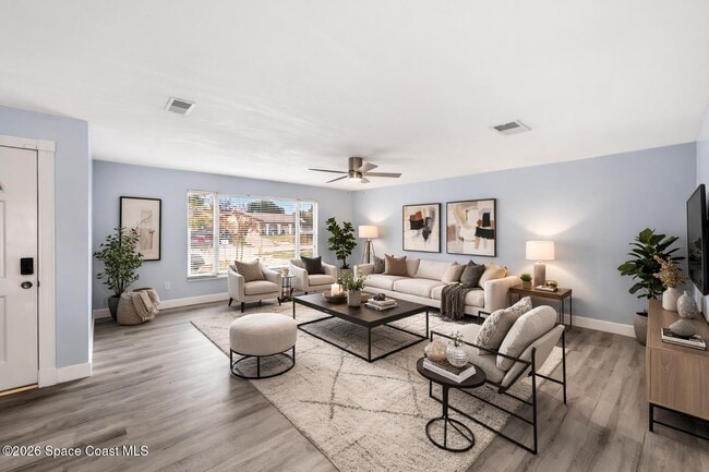 Building Photo - 1715 N Merrimac Dr