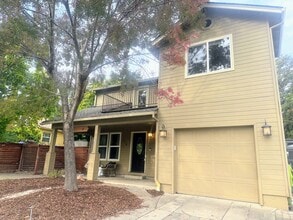 Building Photo - 276 Palm Ave