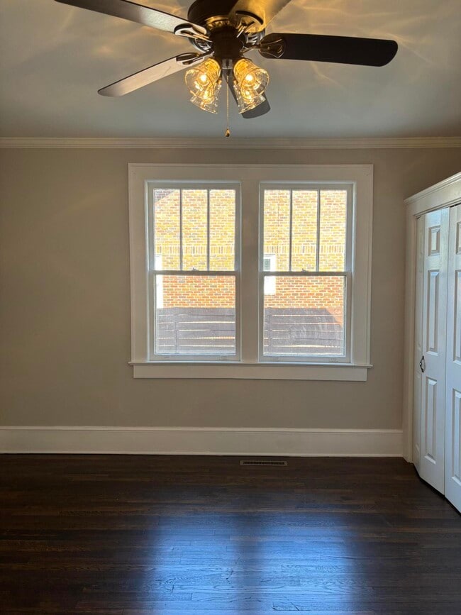 Building Photo - 41 W Charlotte Ave