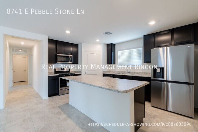 Building Photo - 8741 E Pebble Stone Ln