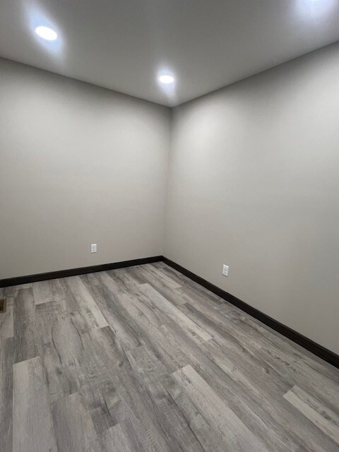 Building Photo - 322 Park St