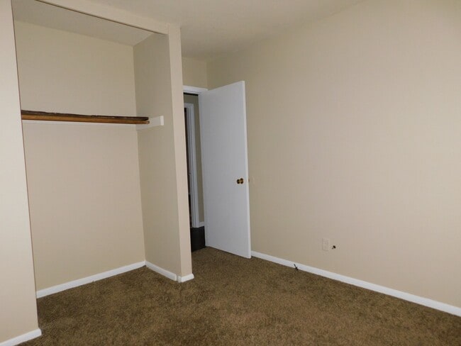 Building Photo - 3 Bedroom Home in Valdosta