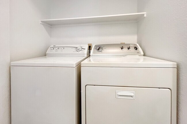 Building Photo - Waiau Garden Court #110