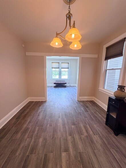 Building Photo - 138 W 30th St