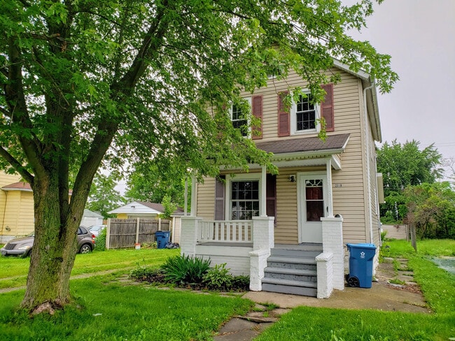 Primary Photo - For Sale Land Contract - Affordable Homeow...