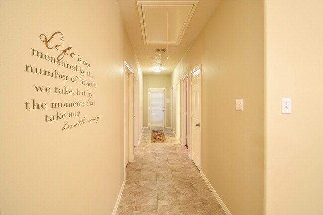 Building Photo - 14410 Heath Falls Ln