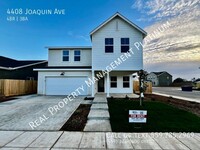 Building Photo - $2,995 Ashlan & Highland, 4 Bedroom 2.5 Ba...