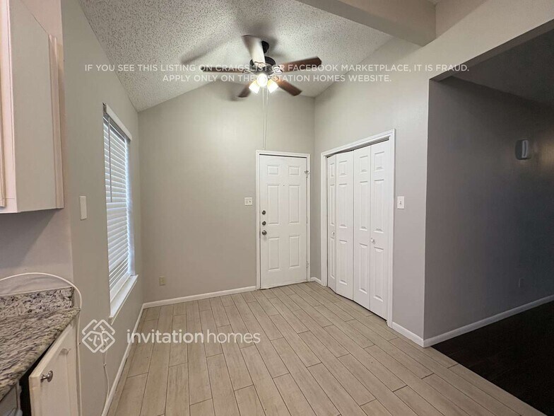 Building Photo - 922 Gaynor Ave