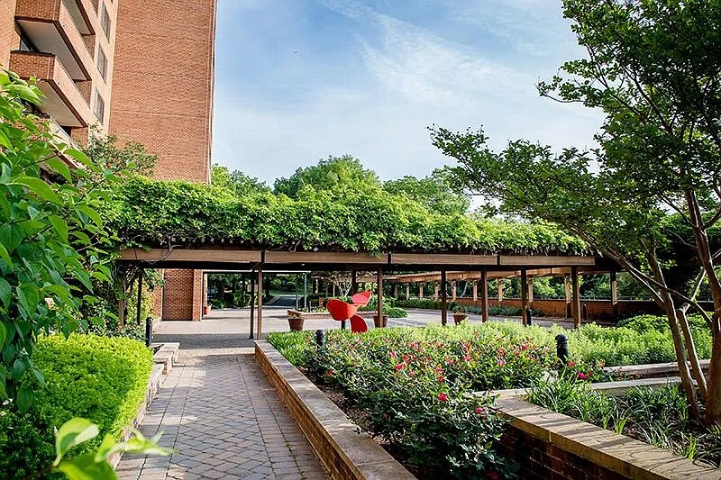 Building Photo - 111 Hamlet Hill Rd