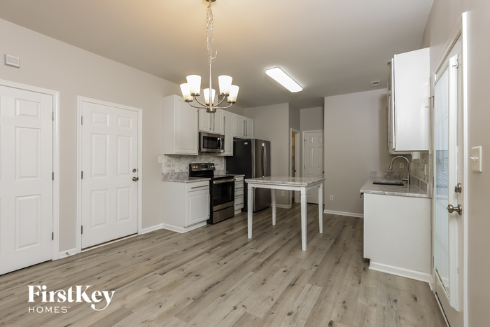 Building Photo - 2927 Cherrybark Dr