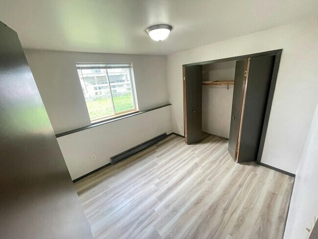 Building Photo - 271 Shannon Ct