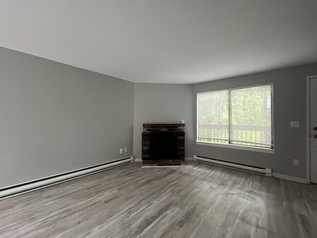 Building Photo - 4911 SW Beaverton Hillsdale Hwy