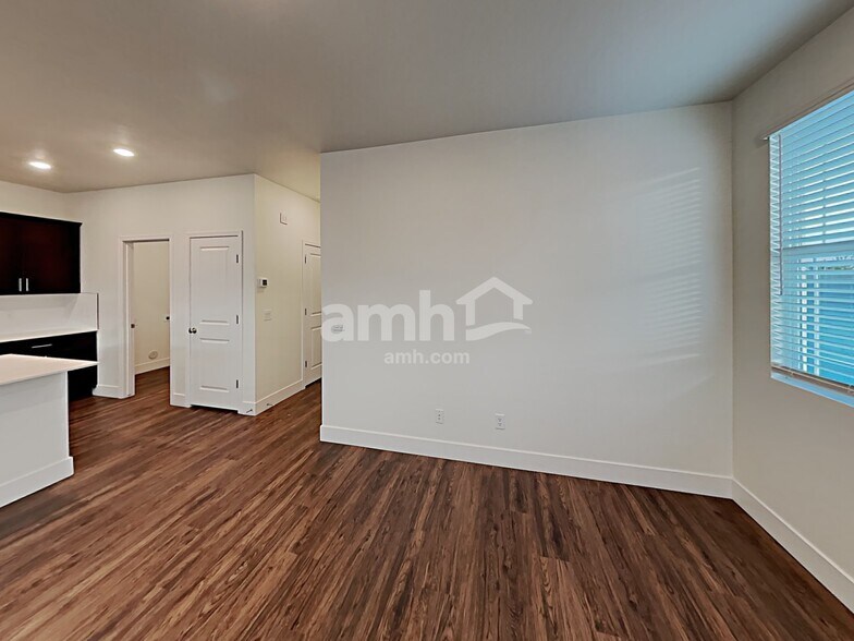 Building Photo - 21606 S 231st St