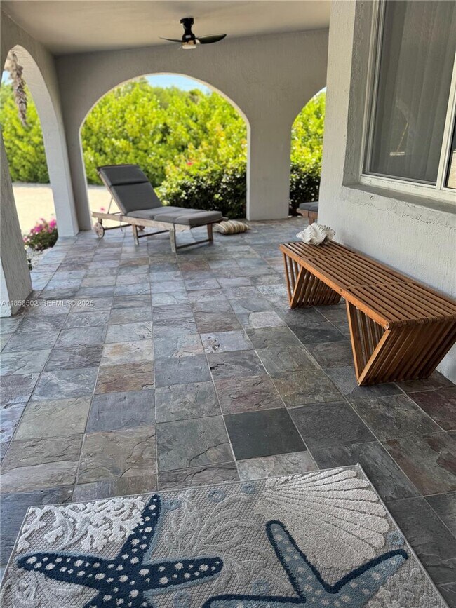 Building Photo - 1301 Grouper Dr