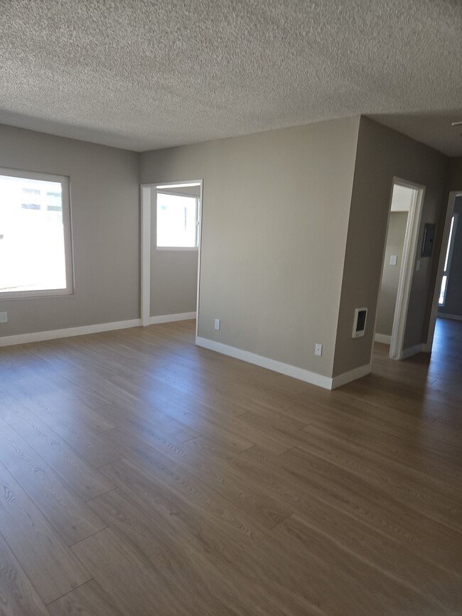 Building Photo - 8629 Willis Ave