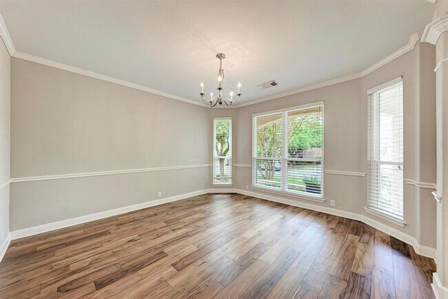 Building Photo - 8105 Endeavor Cir