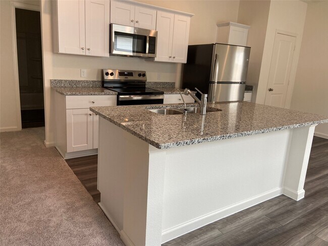 Building Photo - 6186 Emperor Pnes Trl