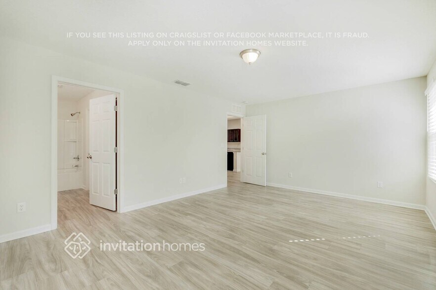 Building Photo - 2648 Kersey Dr W