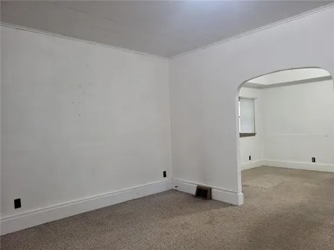 Building Photo - 313 E 2nd St