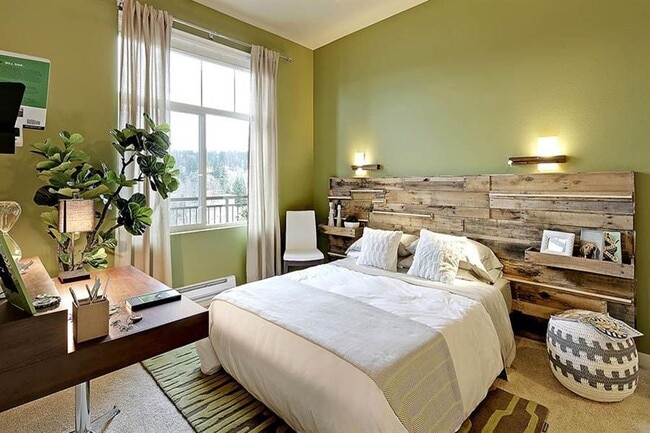 Building Photo - Elan Redmond