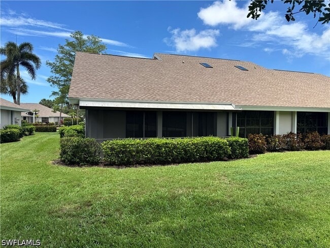 Building Photo - 1351 Park Lake Dr