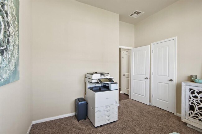 Building Photo - 122 Magnolia Colony Ct