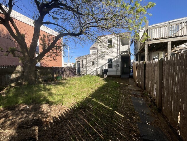 Building Photo - 466 W College Ave