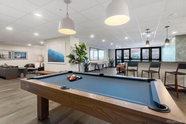 Building Photo - 1515 Julian St