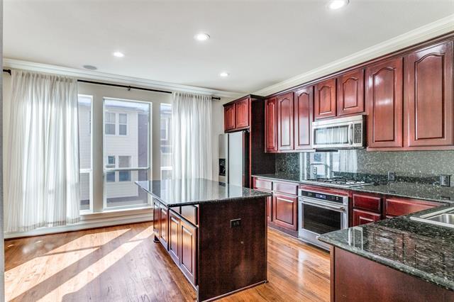 Building Photo - 2502 Worthington St