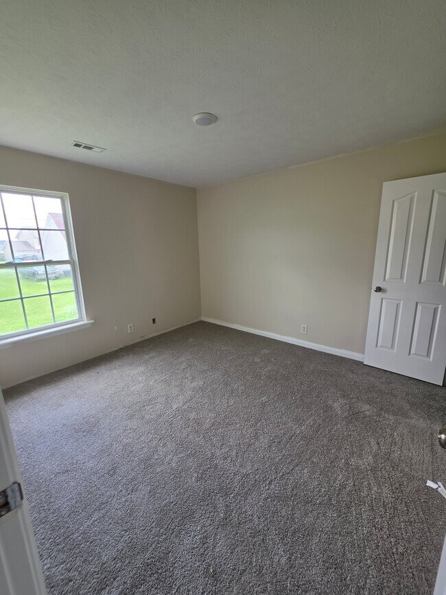 Building Photo - 1240 Shannon Ln