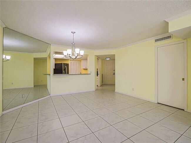 Building Photo - 1821 Mooringline Dr