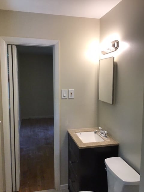 Building Photo - 429 Nicewood Dr