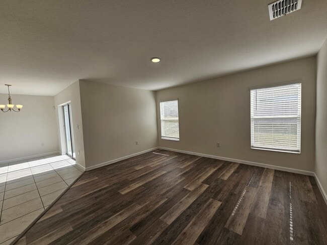 Building Photo - 3715 Eisel Wy