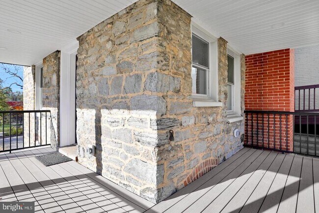 Building Photo - 37 S Prospect St