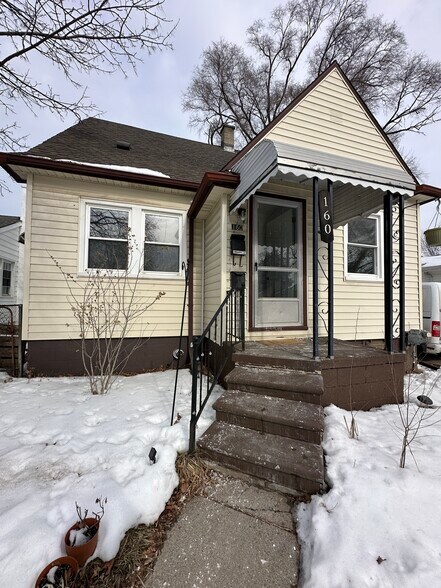 Building Photo - 160 W Milton Ave