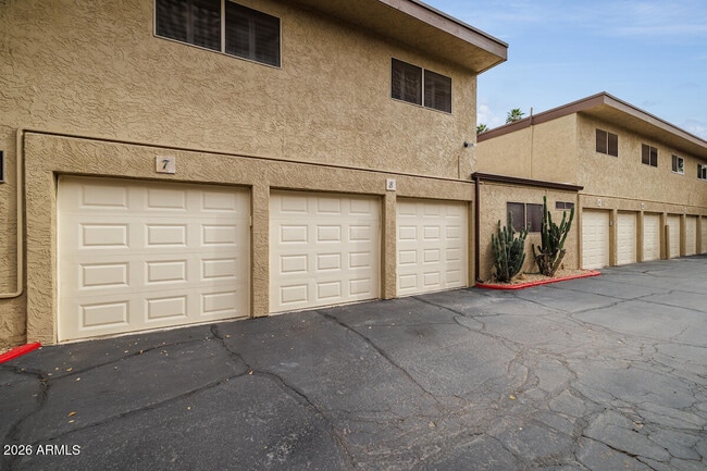 Building Photo - 3807 N 30th St