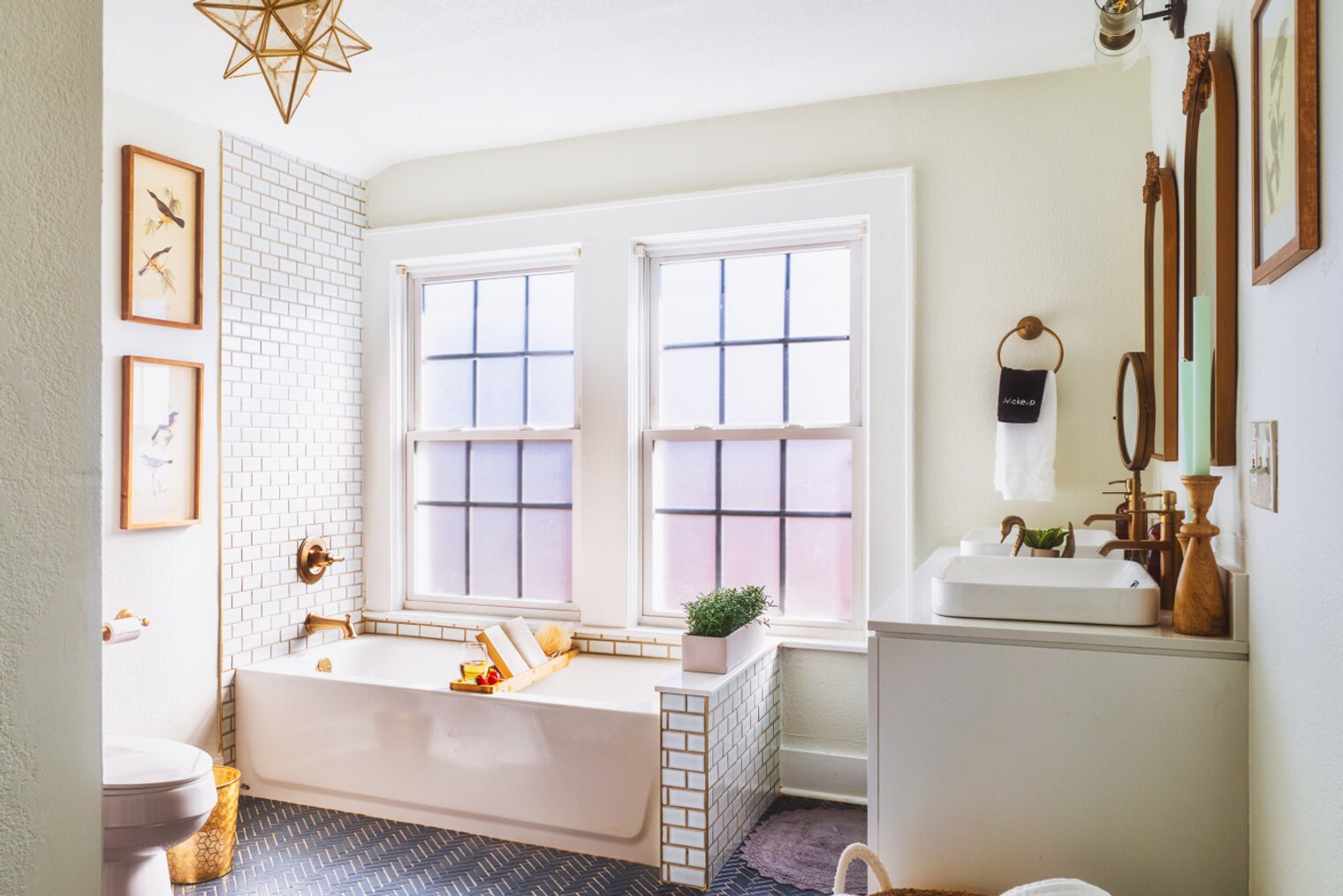 Building Photo - 715 Grandin Rd