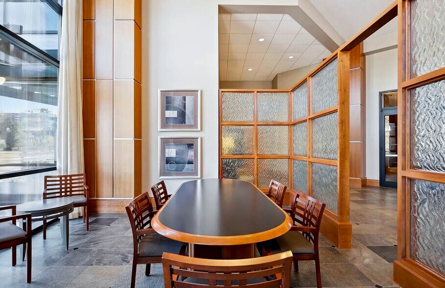 Building Photo - 8100 E Union Ave