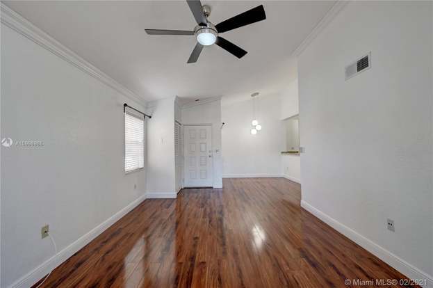 Building Photo - 2850 N Oakland Forest Dr